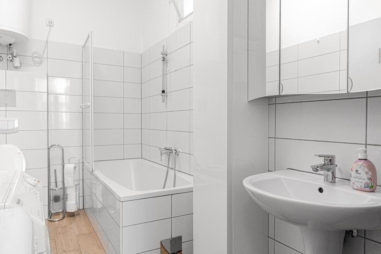 Delightful 2Br Shared Apartment - Ideal For Longstays 비엔나 외부 사진